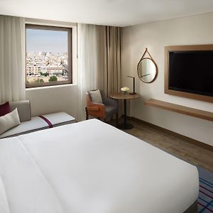 Standard Zimmer mit Kingsize-Bett